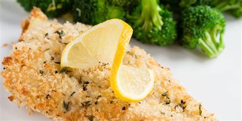 One of the best cod recipes baked in the oven. Recipe: Parmesan-Crusted Baked Cod | High protein recipes ...