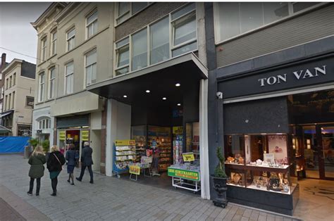 Met meer dan 120 winkels in nederland en belgië is boekenvoordeel de grootste voordeelboekhandel van dit moment. Boekenvoordeel Den Bosch - indebuurt Den Bosch