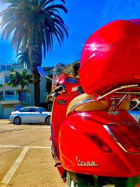 Shiny Red Vespa Parked La Jolla Sunny Freedom Scooter Editorial Photo