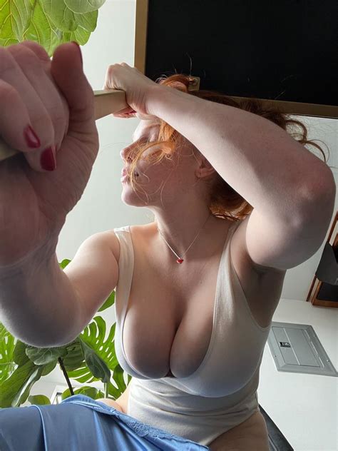 levicoralynn yourlittleredhead nude onlyfans leaks 5 photos thefappening