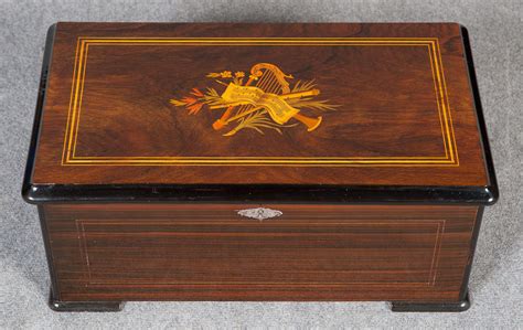 Antique music boxes, barrel organs, disc music boxes, cylinder music boxes, pipe organs. Antiques Atlas - Music Box