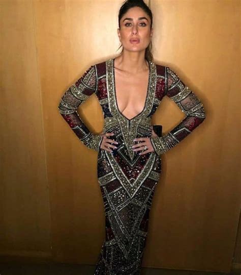 Indian Actress Kareena Kapoor Photo Shoot In Hot Black Dress In 2021 Kareena Kapoor Photos