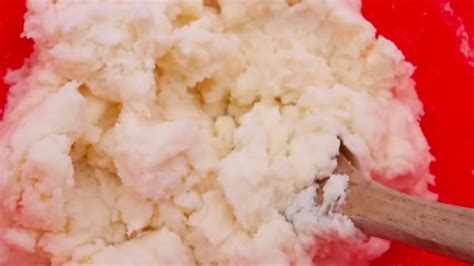How To Make A Bowl Of Real Snow Ice Cream That Kids Will Love