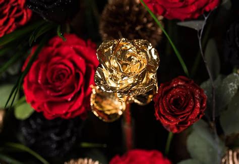 See more ideas about wedding flowers, wedding bouquets, flowers. Could this Endura Roses bouquet be the world's most expensive?