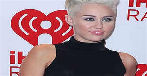 Miley Cyrus Stuns With Raunchy Routine Daily Star