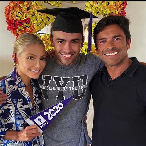 Kelly Ripa And Mark Consuelos Son Says Parents Are ‘relationship Goals