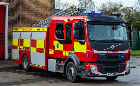 Oxfordshire Fire Volvo Fl Kx17 Mxm Fire Appliance Flickr
