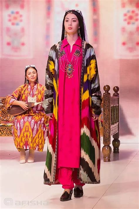 Узбекский национальный костюм женский 72 фото
