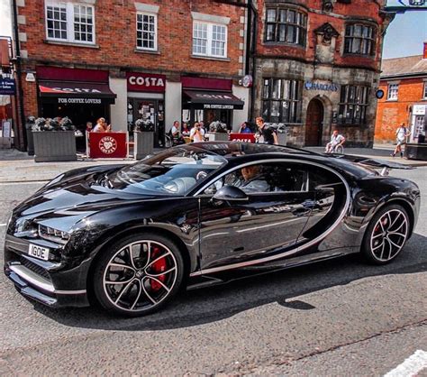 2 065 likes 5 comments world s hottest bugatti madwhips bugs on instagram “bugatti chiron