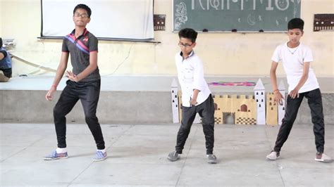 Shikshangan16 Group Dance Boys 3 Youtube