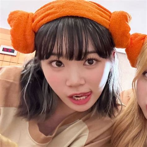 Le Sserafim Matching Icons Chaewon Yunjin Kazuha Trio Three Bff