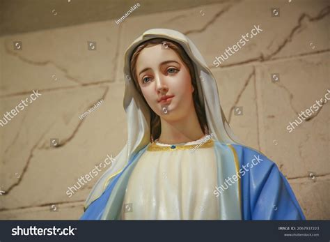 Our Lady Grace Virgin Mary Catholic Stock Photo 2067937223 | Shutterstock