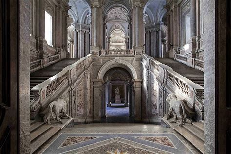 Banco di napoli 1.63 km. Visitare la Reggia di Caserta da Napoli: facile se scegli ...