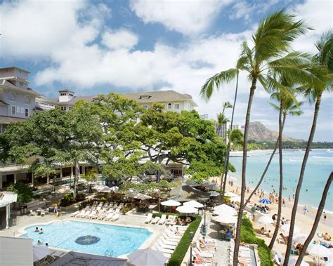 Moana Surfrider Pool Lounging Swdreamhawaii Hawaii Honeymoon Resorts