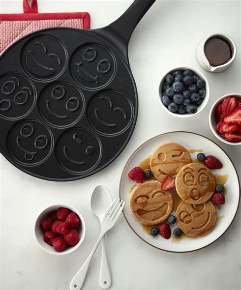 Emoji Pancake Pan | Pancake pan, Fun cooking, Savoury dishes