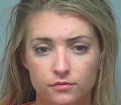 Woman Speeding Through Stop Sign Tells Police Shes A Clean Thoroughbred White Girl