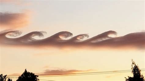 Photos Kelvin Helmholtz Clouds In Portland Oregon