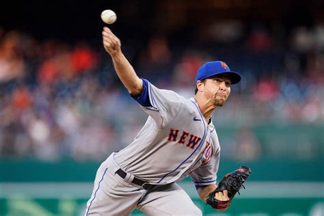 Jacob Degrom Impresses In Debut But Pen Costs Mets The Game