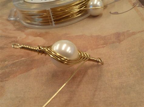 Herringbone Weave Rings And Things Diy Wire Jewelry Wire Jewelry