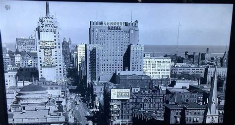 Looking East Into Downtown Milwaukee In The 1940s Best Cities Planet