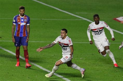 Você está convidada para acompanhar com a gente, em tempo real, os melhores lances de são paulo e bahia pela décima primeira rodada do brasileirão 2021. Volpi pega pênalti, Luciano faz gol e São Paulo empata com ...