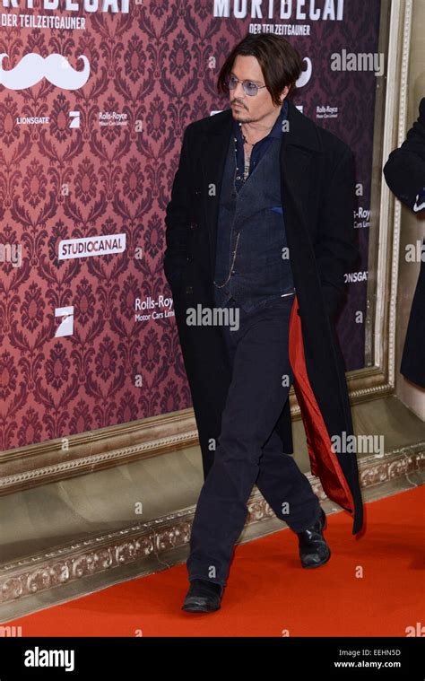 London Uk 18th Jan 2015 American Actor Johnny Depp Attends The Premiere Of The Film
