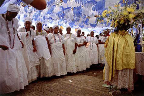 Le Culte Des Orishas Une Religion Afro À La ConquÊte Du Monde Environnement Afrique