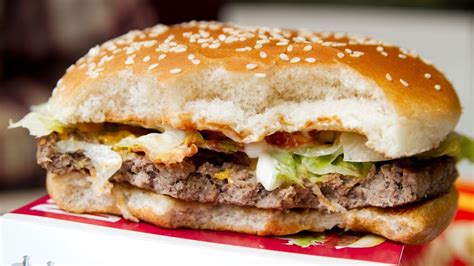 Burgers are always a good idea for a great lunch or dinner. How To Make Beef Burger at Home - Food In 5 Minutes - YouTube