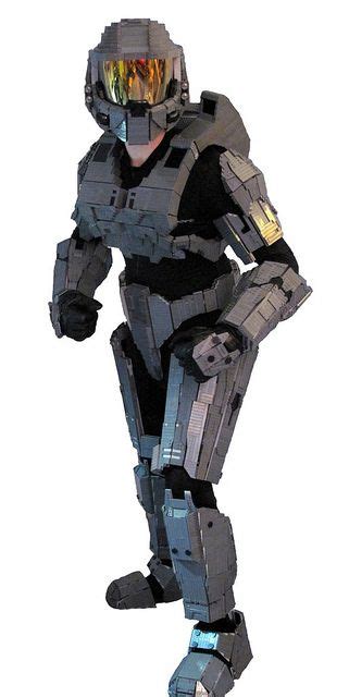 Halo Master Chief Outfit Made Out Of Legos Lego Halo Amazing Lego