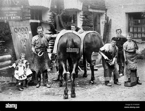 Blacksmith Early 1900s Hi Res Stock Photography And Images Alamy