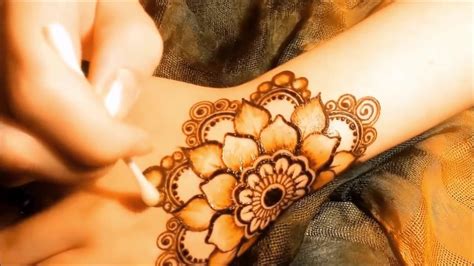 Most Beautiful Arabic Henna Mehndi Designs For Hands For