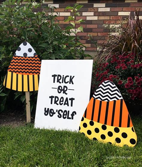 Fall Harvest Yard Sign Home Depot The Crafting Chicks