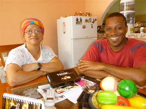 For those interested in checking out popular landmarks while visiting havana, casa particular havana is located a short distance from paseo del prado (0.3 mi) and camera obscura (0.4 mi). casa-particular-havana-vieja-barbara-y-lazaro - Kubahostal