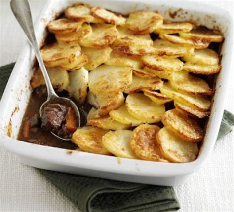 I used to help in our family restaurant, and i love good food. Italian cottage pie | Recipe | Batch cooking recipes, Bbc ...
