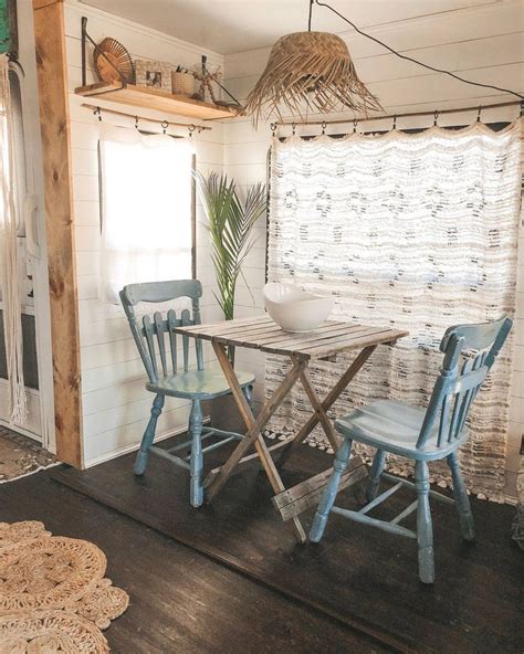 40 Attractive Simple Tiny House Decorations To Inspire You Besthomish