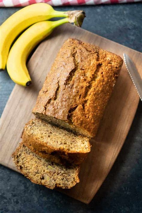 How to Make Delicious Banana Bread at Home