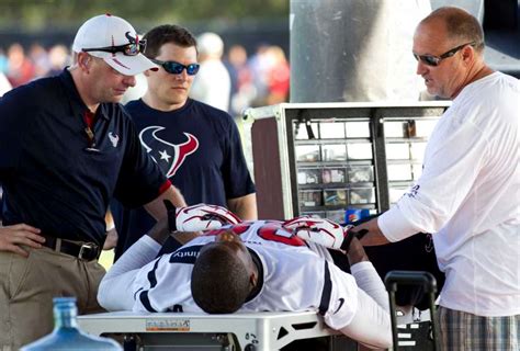 houston chronicle texans rockets cougars team doctor named nfl outstanding team physician nflps