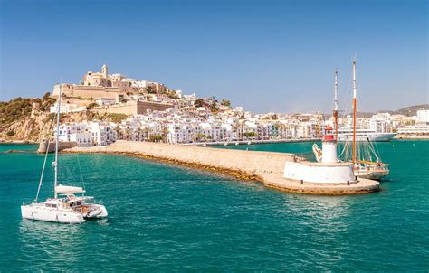Best Places To Stay In Ibiza Spain Places To Travel Celebrity