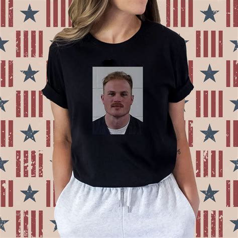 Original Zach Bryan Mugshot Shirt Reviewstees