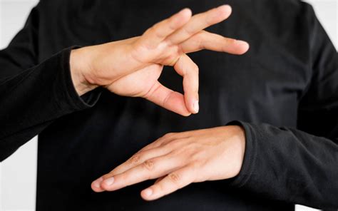 Malaysia Senator Calls To Recognize Sign Language As An Official