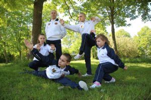 Wushu center (chinese martial arts) is located in nw portland's pearl district at 1425 nw 16th avenue, where we have been operating for the u.s. Wushu Lippe in Moskau am Start - Deutsche Wushu Federation ...