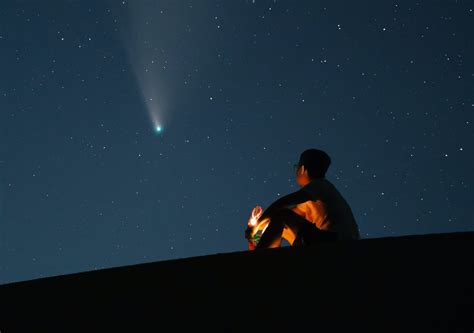 Comets Heads Can Be Green But Never Their Tails After 90 Years We