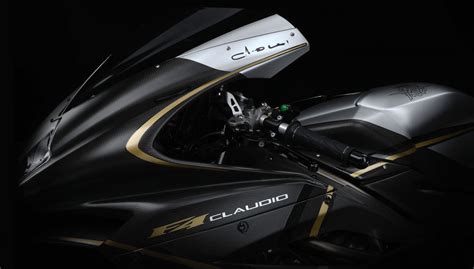 Ducati Panigale V4 R Vs 2019 Aprilia Rsv4 Vs Mv Agusta F4 Claudio Spec Comparison Zigwheels