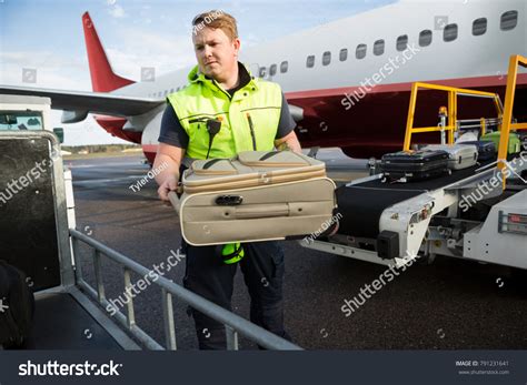212 Airport Service Loader Workers Images Stock Photos And Vectors