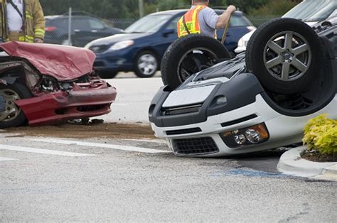 What Are Some Common Causes Of Rollover Accidents Illinois