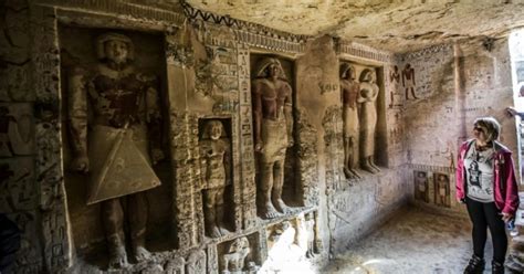 egypte découverte d une tombe de plus de 4 400 ans à saqqara
