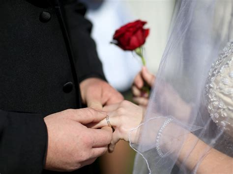 Third Of All Couples Dont Have Sex On Their Wedding Night Poll