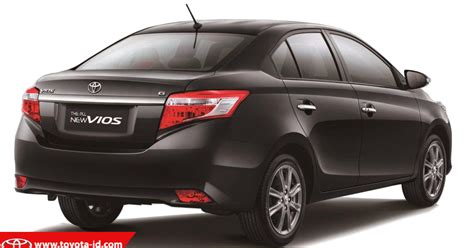 Toyota vios memiliki 12 gambar eksterior, diantaranya tampak depan bawah, tampak samping, tampak belakang serong, tampak depan dan tampak belakang. Kue Tart Gambar Mobil Vios : Gambar Kue Ulang Tahun Mobil ...