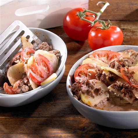 Auflauf mit Faschiertem und frischen Tomaten Rezept