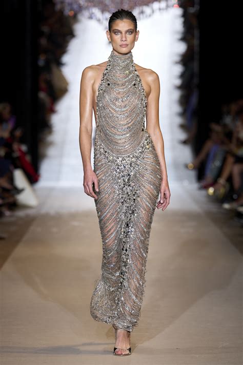 Zuhair Murads Couture Show Is A Good Way To Slink Into The Weekend